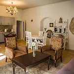 Central Apartment